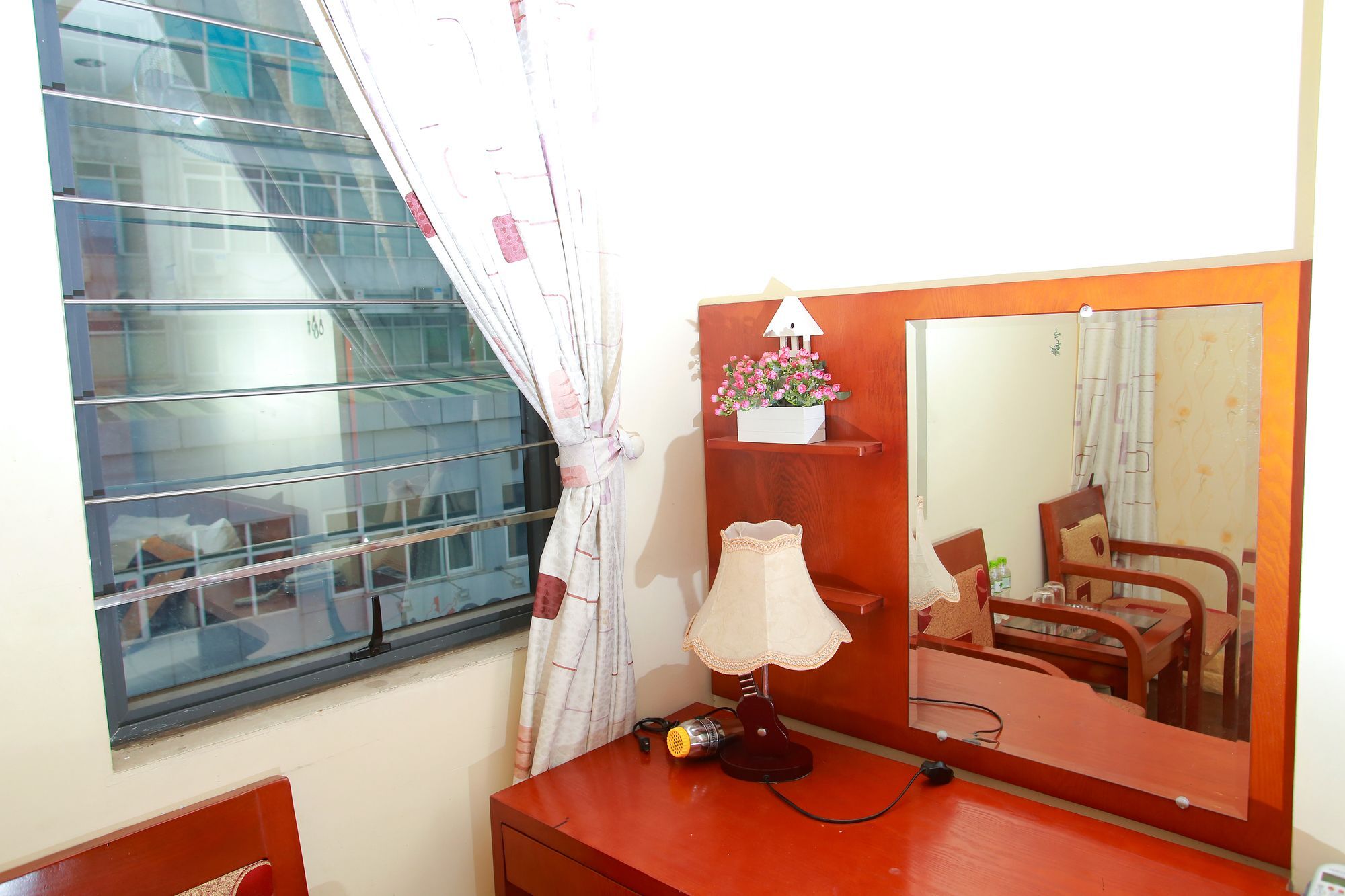Reddoorz Near Hanoi Railway Station Exterior foto