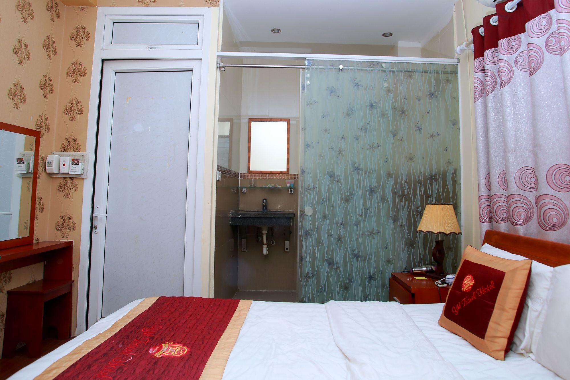 Hotel Reddoorz Near Hanoi Railway Station Exterior foto