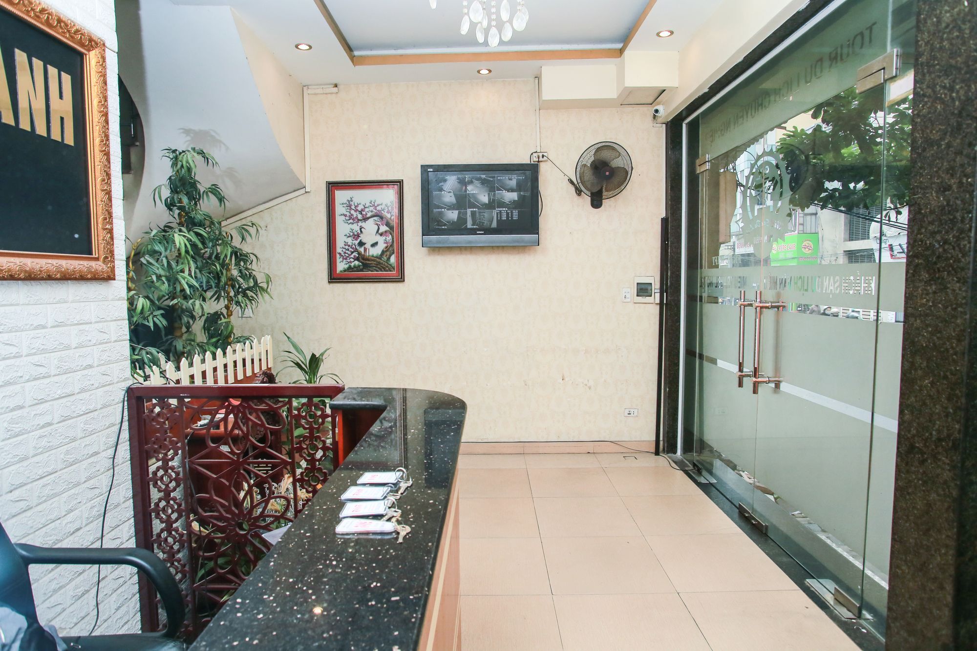 Hotel Reddoorz Near Hanoi Railway Station Exterior foto