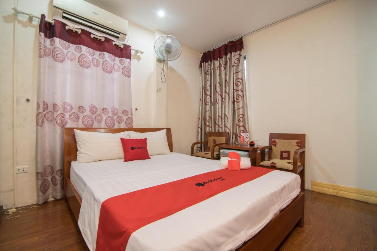 Hotel Reddoorz Near Hanoi Railway Station Exterior foto