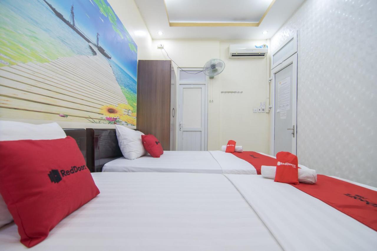 Hotel Reddoorz Near Hanoi Railway Station Exterior foto