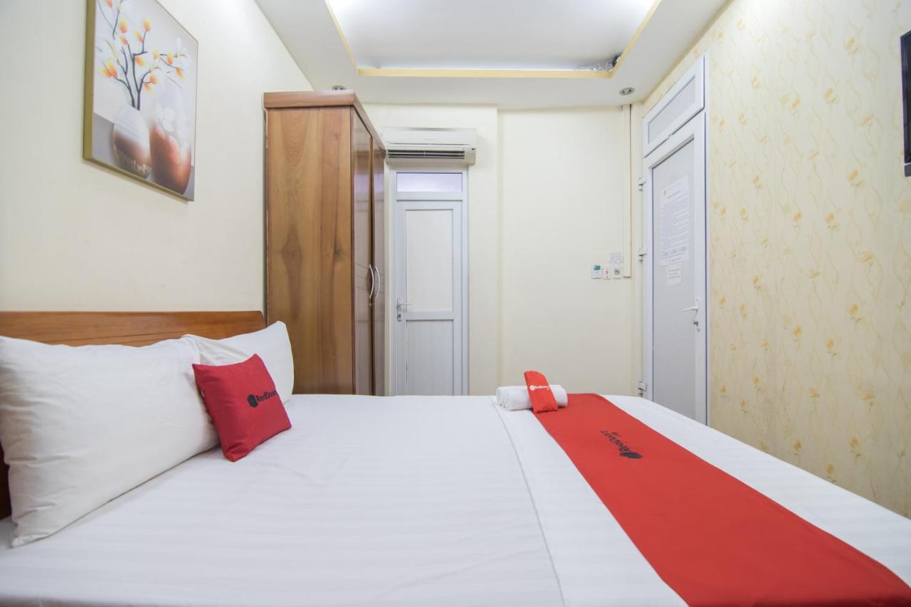 Hotel Reddoorz Near Hanoi Railway Station Exterior foto